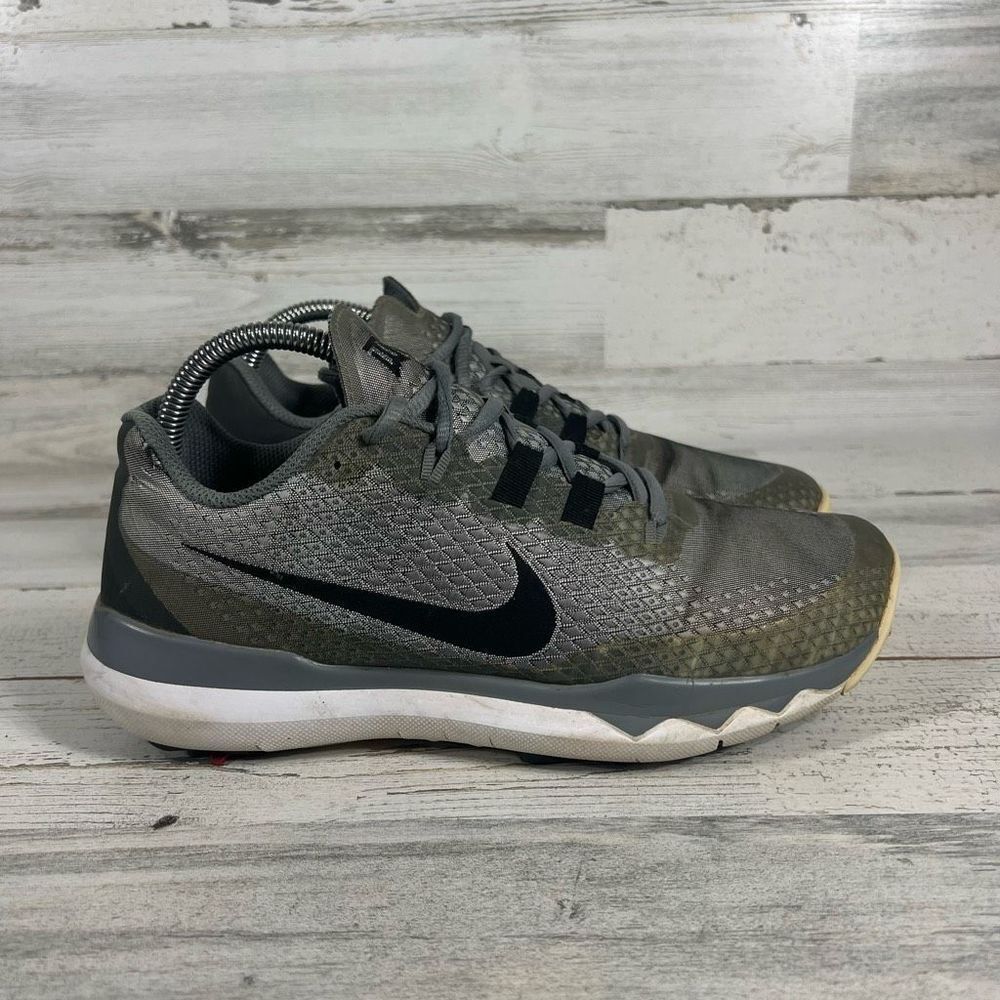 Nike Tiger Woods TW 15 Mens Golf Cleats Shoe‎ Soft Spikes Metallic Silver Size 8